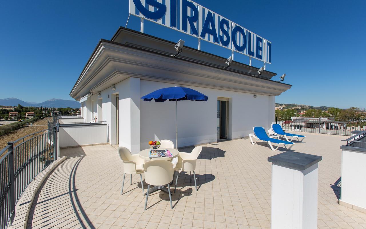 Residence Il Girasole 1 Alba Adriatica Extérieur photo