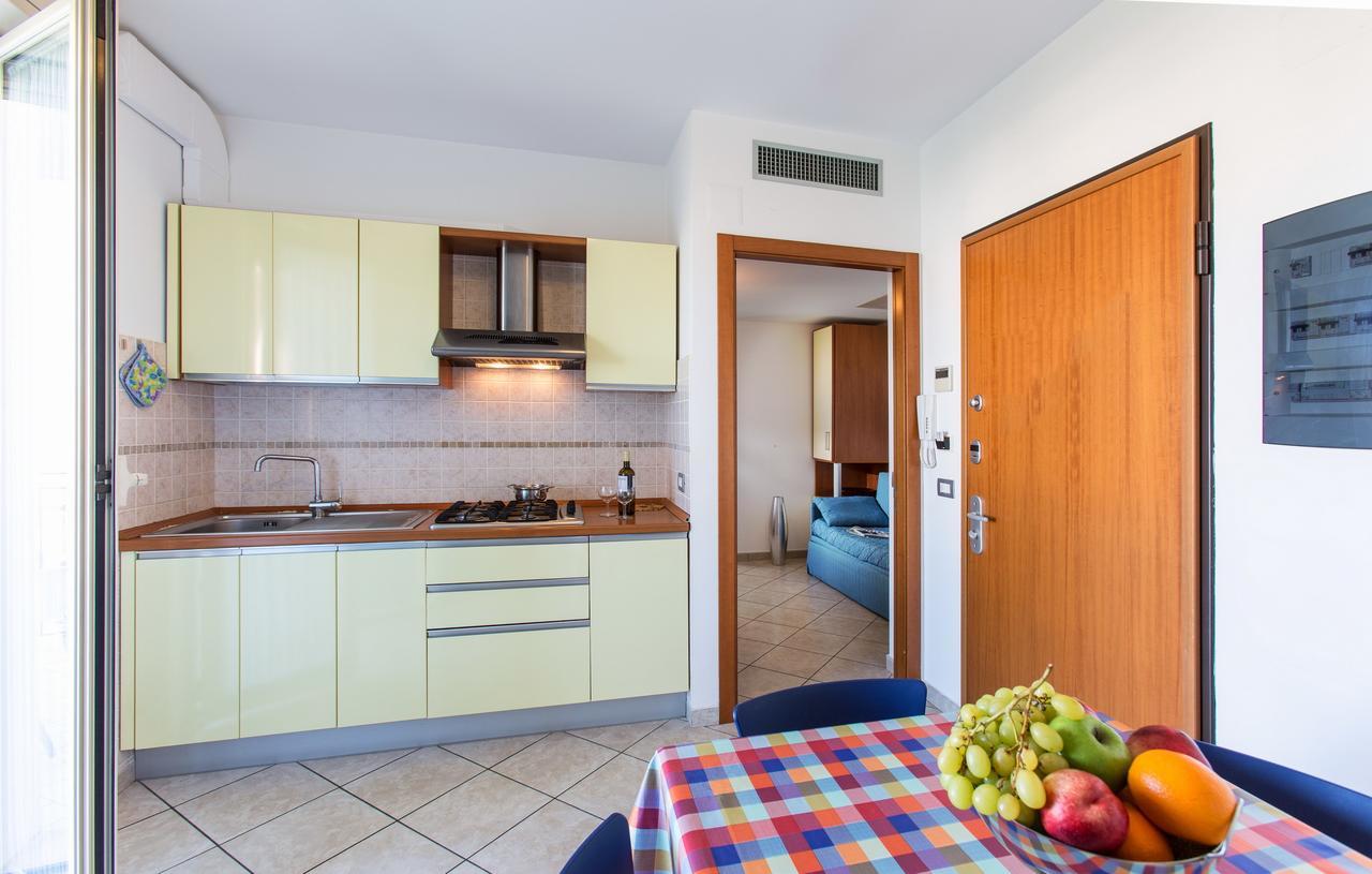 Residence Il Girasole 1 Alba Adriatica Extérieur photo