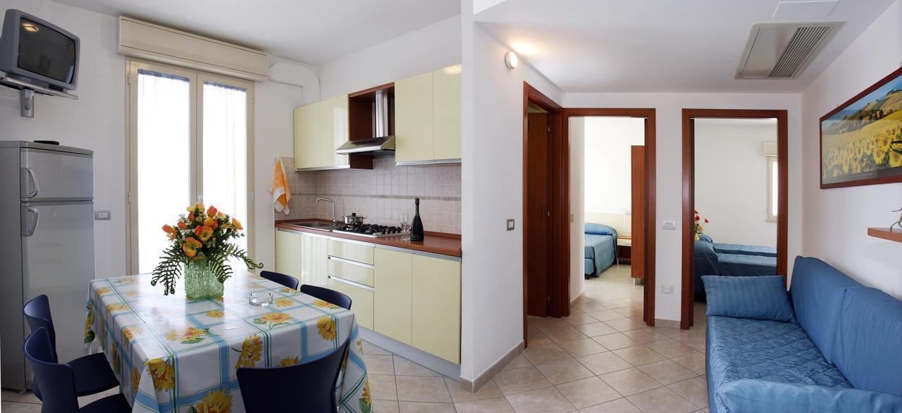Residence Il Girasole 1 Alba Adriatica Extérieur photo
