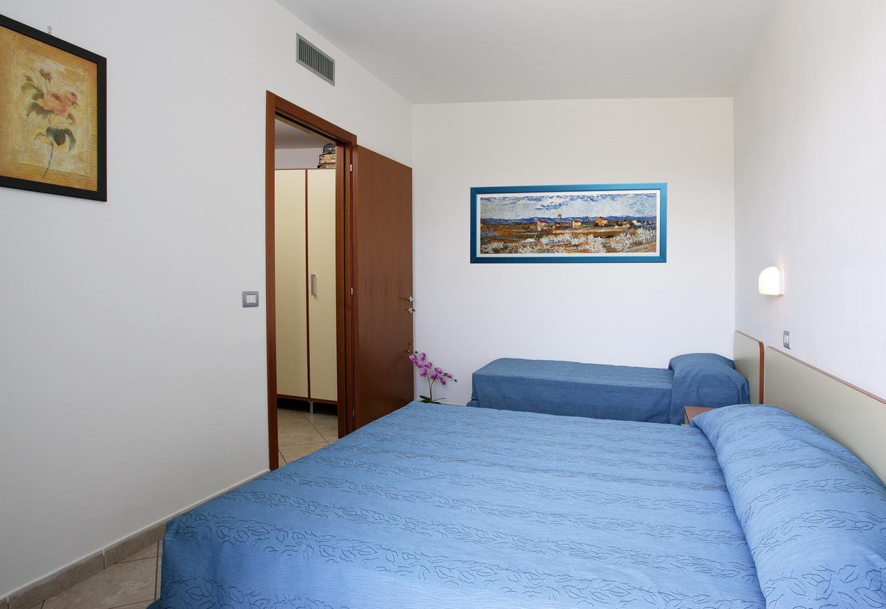 Residence Il Girasole 1 Alba Adriatica Extérieur photo