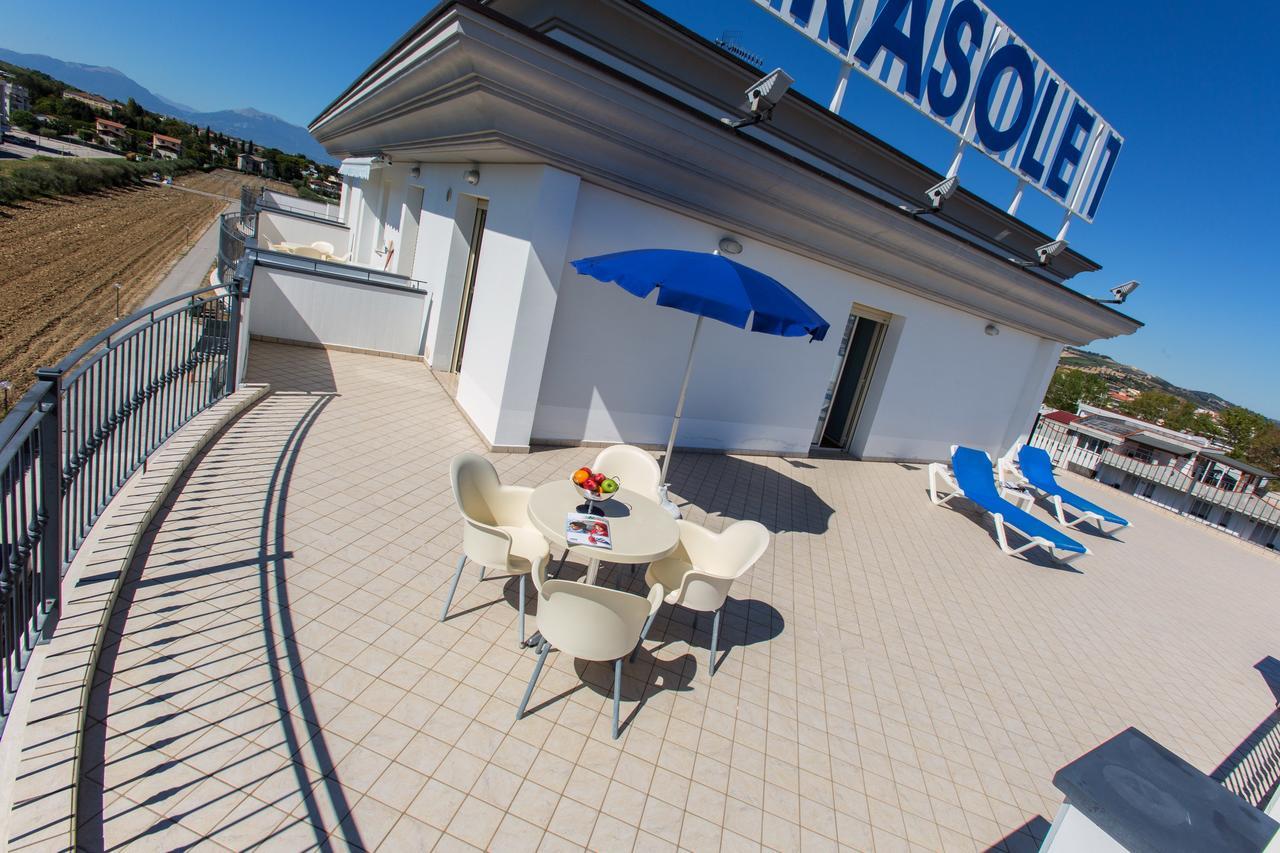 Residence Il Girasole 1 Alba Adriatica Extérieur photo