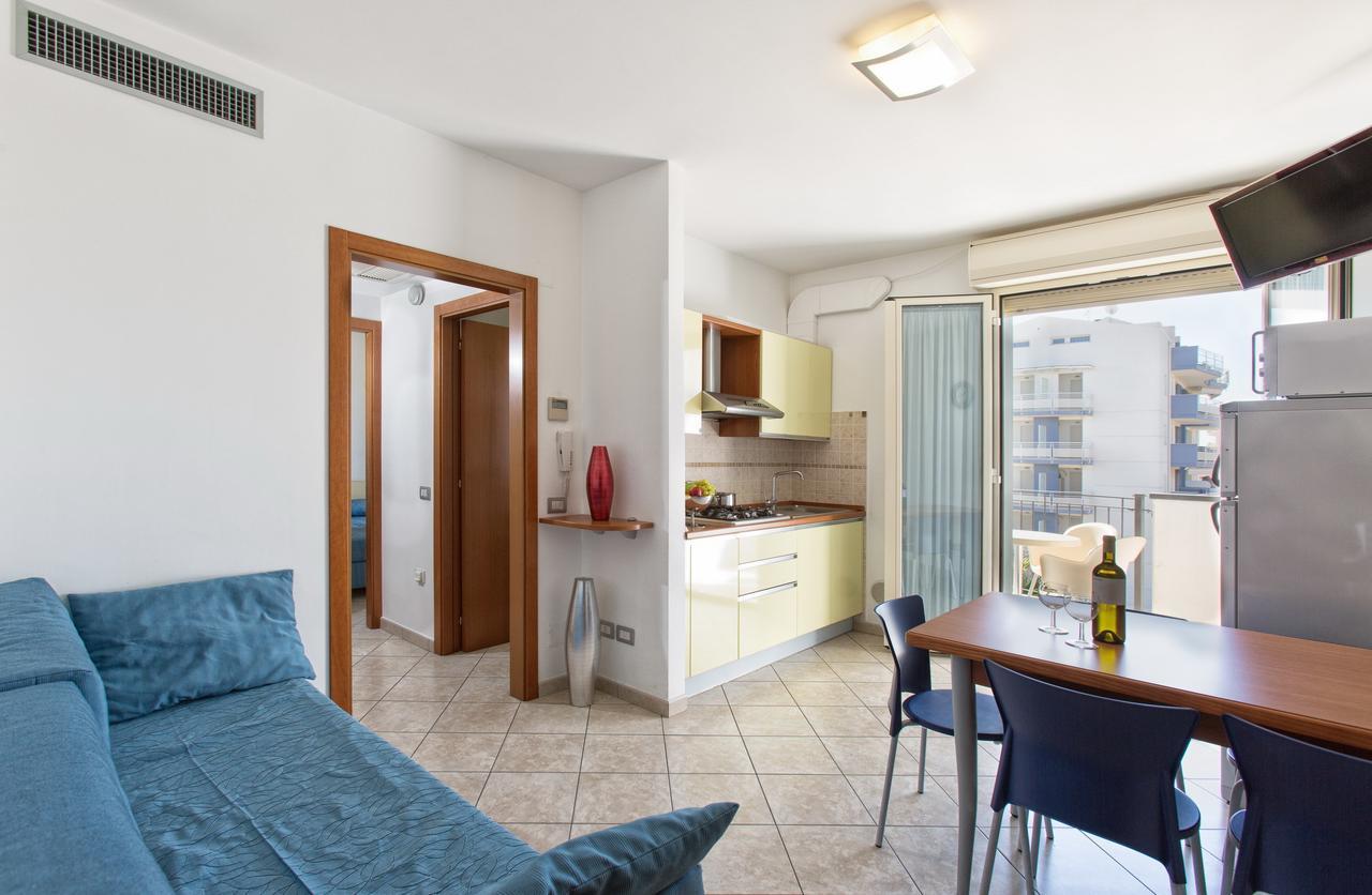 Residence Il Girasole 1 Alba Adriatica Extérieur photo